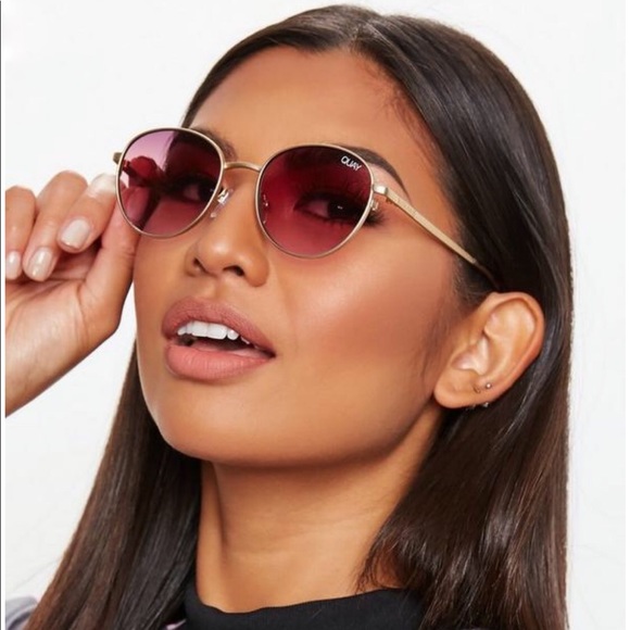 SOLD - Quay Crazy Love Sunglasses - Picture 1 of 3